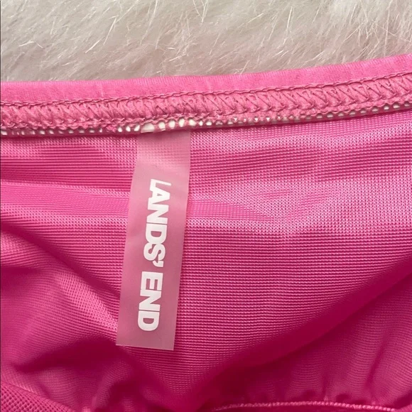 💕3/$15. Lands End Bathing Suit Top Pink - Picture 2 of 4